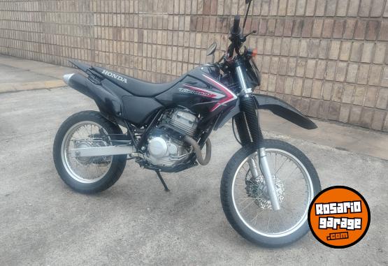 Motos - Honda Tornado Xr 250 2015 Nafta 16500Km - En Venta