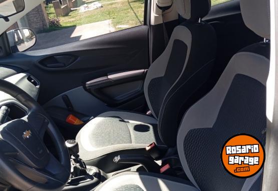 Autos - Chevrolet Onix 2015 GNC 125000Km - En Venta