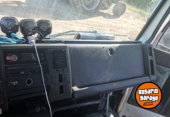 Camiones y Grúas - Vendo Ford cargo 1722 - En Venta