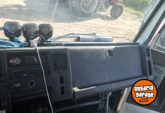 Camiones y Grúas - Vendo Ford cargo 1722 - En Venta