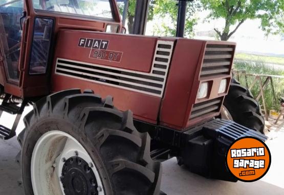 Camiones y Gr�as - Vendo tractor fiat 980 doble tracci�n - En Venta