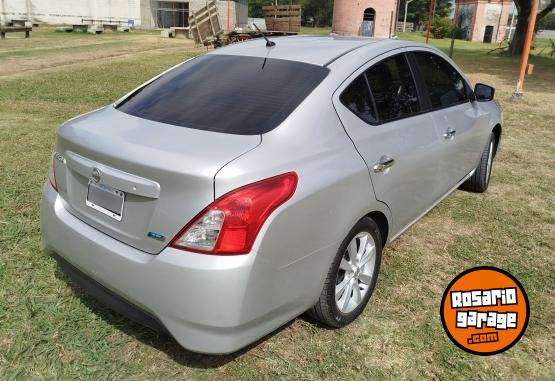 Autos - Nissan VERSA ADVANCE 2015 Nafta 70000Km - En Venta
