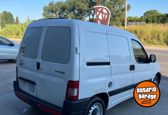 Utilitarios - Citroen Berlingo 2016 Diesel 111111Km - En Venta