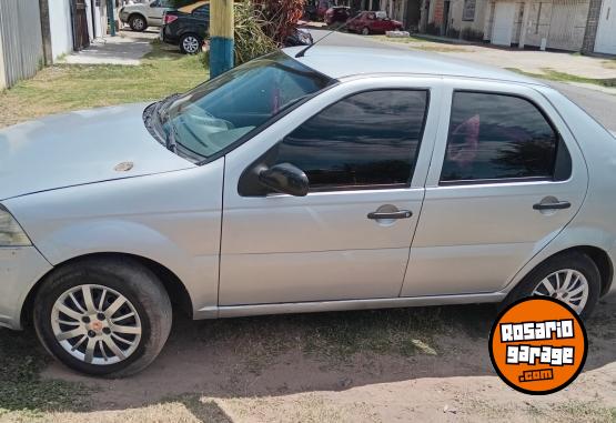 Autos - Fiat siena 2013 GNC 200000Km - En Venta