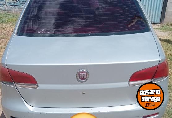 Autos - Fiat siena 2013 GNC 200000Km - En Venta