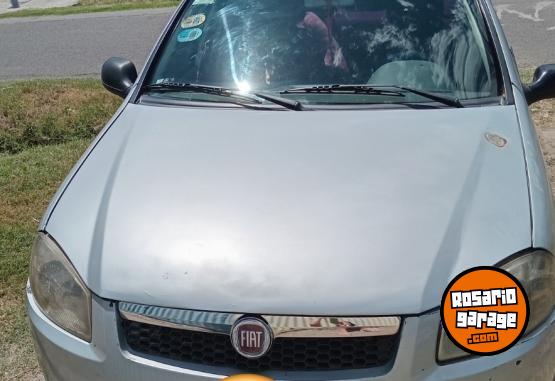 Autos - Fiat siena 2013 GNC 200000Km - En Venta