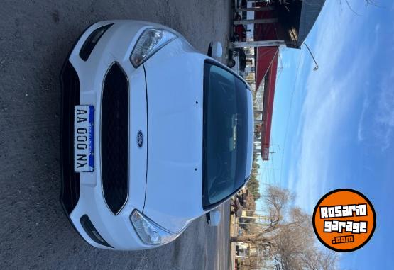 Autos - Ford Focus 2016 Nafta 153000Km - En Venta