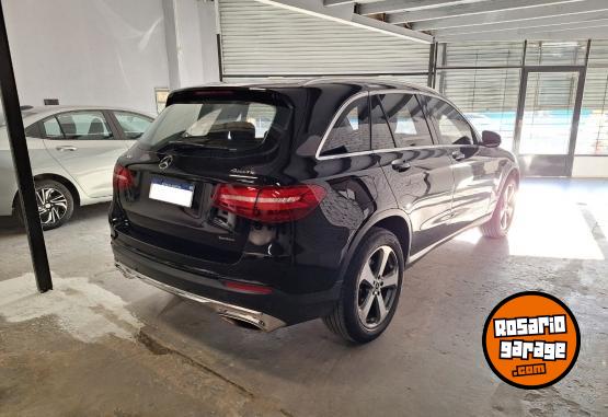 Autos - Mercedes Benz GLC 300 2017 Nafta 106859Km - En Venta