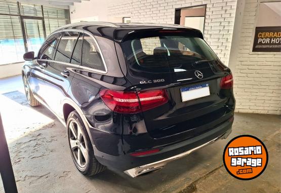 Autos - Mercedes Benz GLC 300 2017 Nafta 106859Km - En Venta