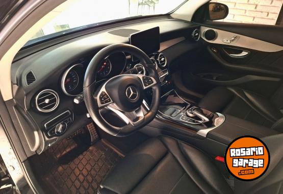 Autos - Mercedes Benz GLC 300 2017 Nafta 106859Km - En Venta