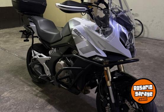 Motos - CF MT 650 2024 Nafta 7017Km - En Venta