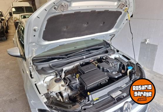 Autos - Volkswagen Polo Trendline 2018 Nafta 123800Km - En Venta