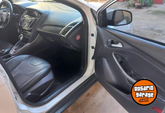 Autos - Ford Focus 2015 Nafta 159000Km - En Venta