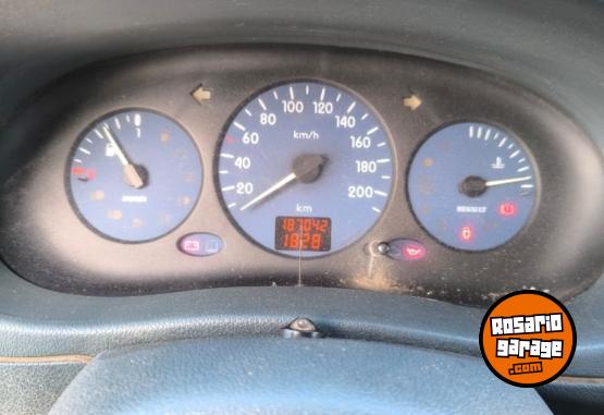 Utilitarios - Renault Kangoo RN 1.9 Diesel Full 2000 Diesel 111111Km - En Venta