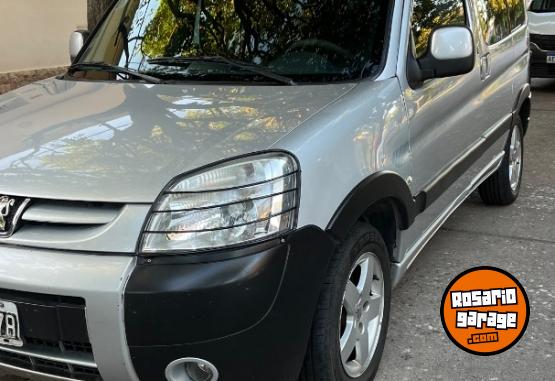 Utilitarios - Peugeot Partner 2011 GNC 214000Km - En Venta