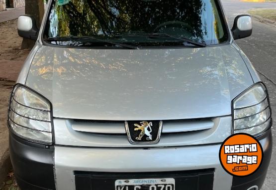 Utilitarios - Peugeot Partner 2011 GNC 214000Km - En Venta