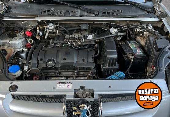 Utilitarios - Peugeot Partner 2011 GNC 214000Km - En Venta