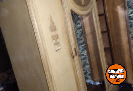 Hogar - Ropero reliquia uso dom�stico o comercial - En Venta