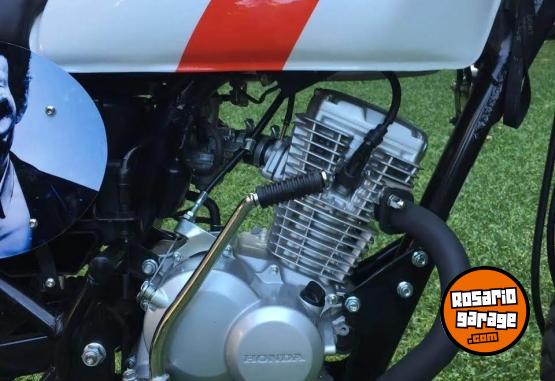 Motos - Honda Cb1 2013 Nafta 5000Km - En Venta