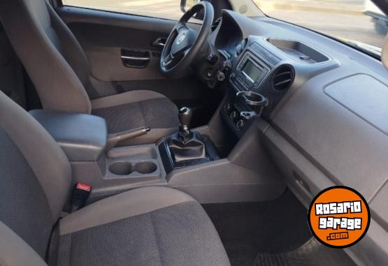 Camionetas - Volkswagen Amarok 2016 Diesel 104000Km - En Venta