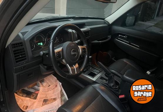 Autos - Chrysler JEEP CH 2012 Nafta 130000Km - En Venta