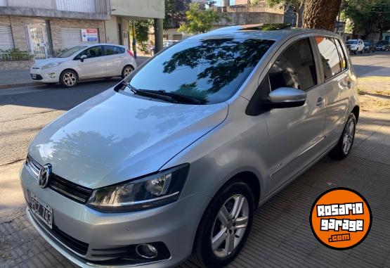 Autos - Volkswagen Fox 2015 Nafta 100000Km - En Venta