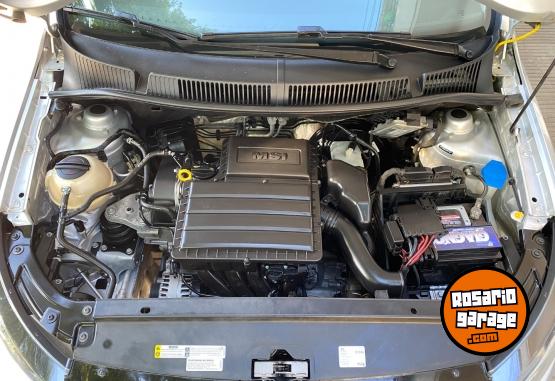 Autos - Volkswagen Fox 2015 Nafta 100000Km - En Venta