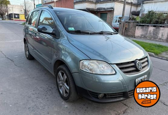 Autos - Volkswagen SURAN HIGHLINE 1.6 2009 Nafta  - En Venta