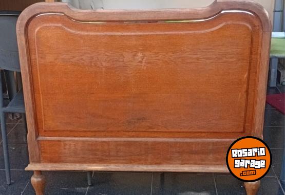 Hogar - CAMA 1 PLAZA Y MEDIA ANTIGUA - MADERA MACIZA - ZONA SUR . SIN PARRILLA. - En Venta