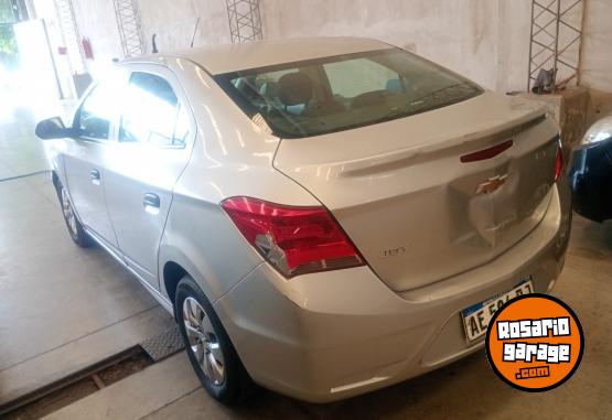 Autos - Chevrolet Onix 2021 Nafta 62000Km - En Venta