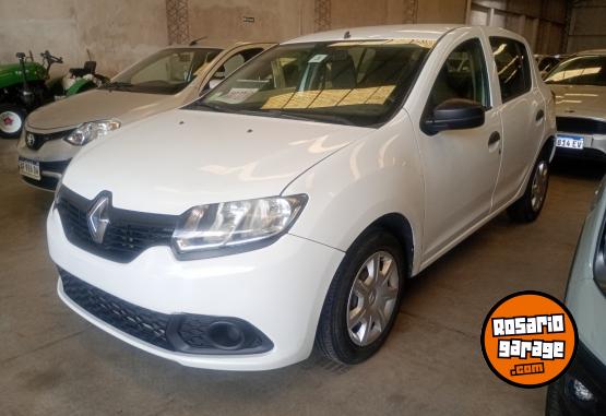 Autos - Renault Sandero 2018 Nafta 98000Km - En Venta