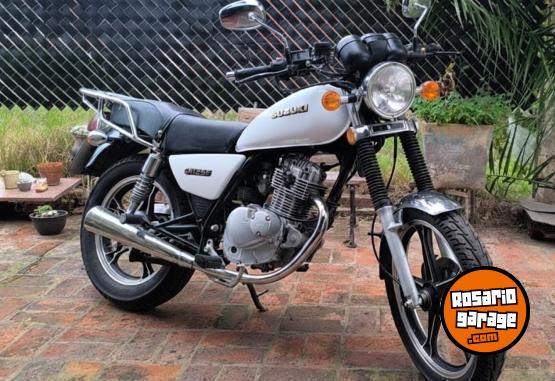 Motos - Suzuki GN 125 F 2022 Nafta 28000Km - En Venta