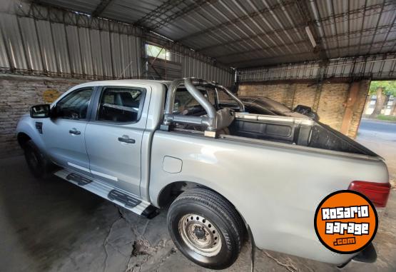 Camionetas - Ford RANGER 2013 Nafta 111111Km - En Venta