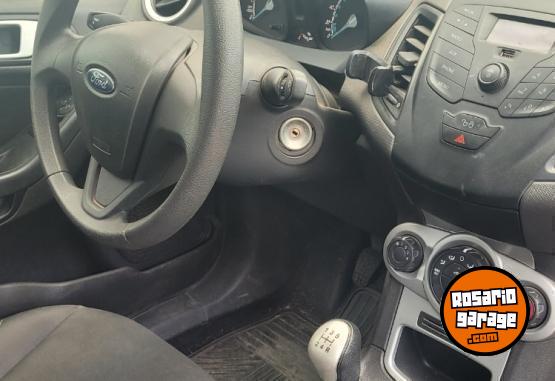 Autos - Ford Fiesta 2017 Nafta 77000Km - En Venta