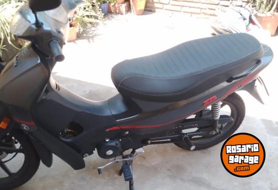 Motos - Zanella 110 2022 Nafta 4193Km - En Venta