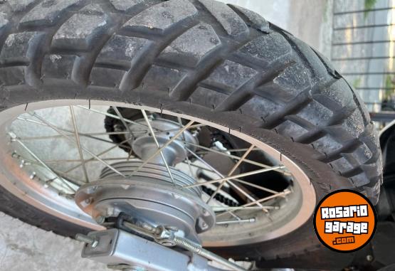 Motos - Honda Xr tornado 250 2023 Nafta 6900Km - En Venta