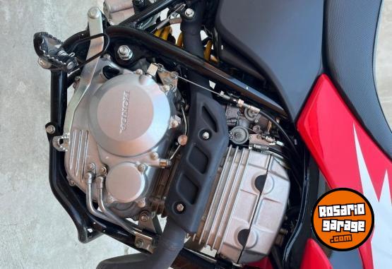 Motos - Honda Xr tornado 250 2023 Nafta 6900Km - En Venta