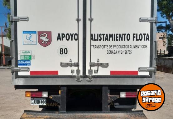 Camiones y Grúas - Ford Cargo 1517 chasis - En Venta