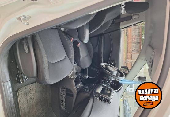 Camionetas - Jeep Compass Sport 2.4 2021 Nafta 56000Km - En Venta