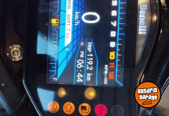 Motos - Benelli 752 S 2022 Nafta 6050Km - En Venta