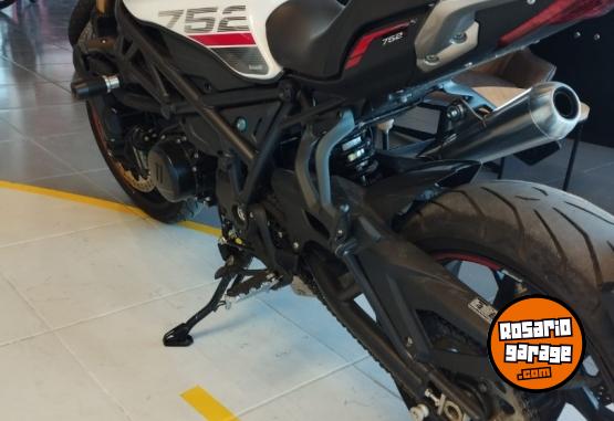 Motos - Benelli 752 S 2022 Nafta 6050Km - En Venta