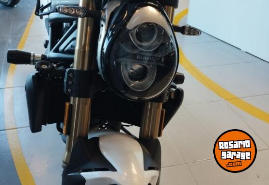 Motos - Benelli 752 S 2022 Nafta 6050Km - En Venta