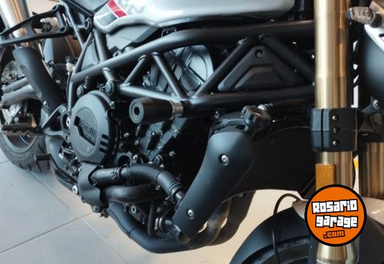Motos - Benelli 752 S 2022 Nafta 6050Km - En Venta