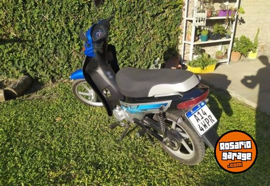 Motos - Motomel Blitz 110 2021 Nafta 2700Km - En Venta