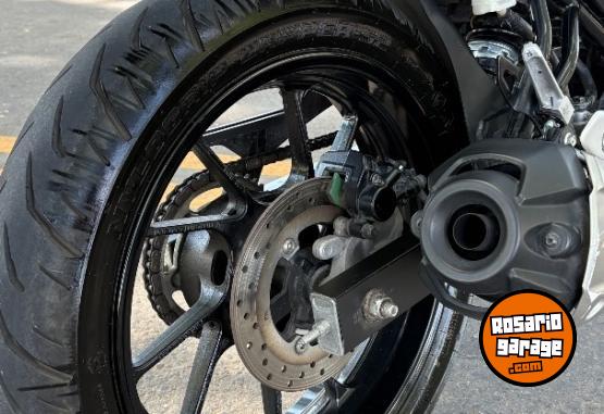 Motos - Yamaha FZ25 2023 Nafta 8600Km - En Venta