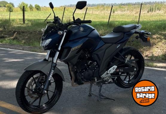 Motos - Yamaha FZ25 2023 Nafta 8600Km - En Venta