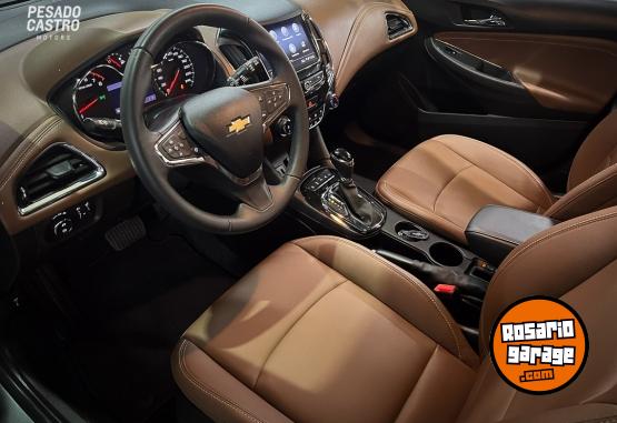 Autos - Chevrolet Cruze 5p Premier 1.4T 2022 Nafta 40600Km - En Venta