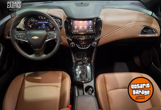 Autos - Chevrolet Cruze 5p Premier 1.4T 2022 Nafta 40600Km - En Venta