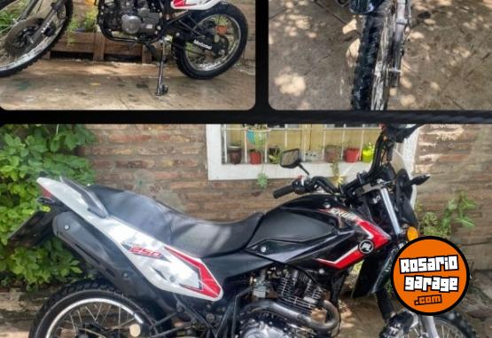 Motos - Motomel Skua 250 2023 Nafta 20000Km - En Venta