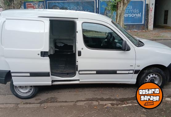 Utilitarios - Peugeot partner 2012 Diesel 1111Km - En Venta